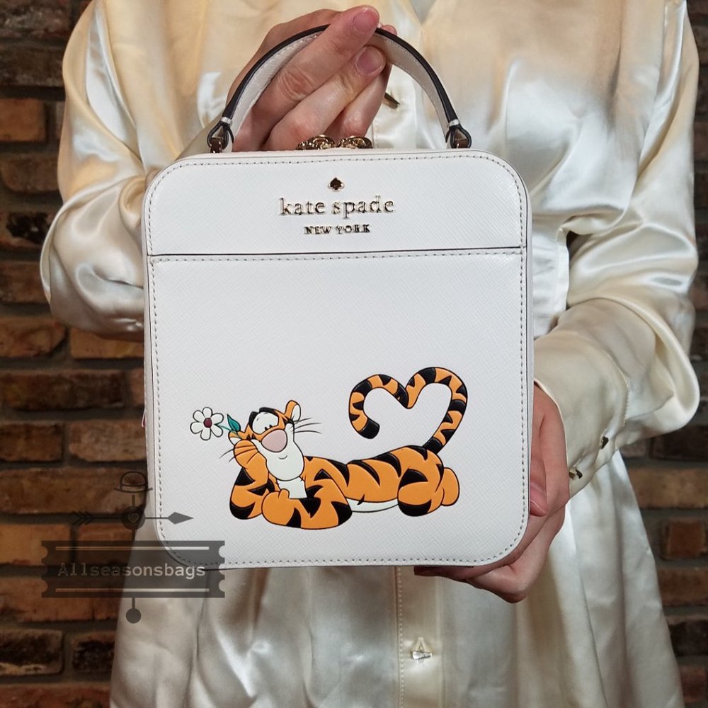 KATE SPADE x Disney Daisy Tigger Winnie the Pooh Tiger Crossbody Bag Purse NWT - Picture 1 of 11
